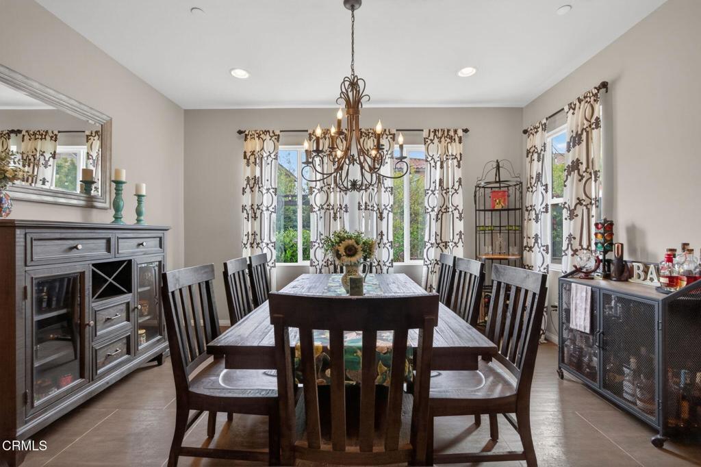 672 Xanadu Way Oxnard, CA 93036 - Photo 4 of 70