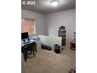 4951 Morely Loop Eugene, OR 97402 - Photo 4 of 11 Gallery Image 4