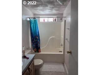 4951 Morely Loop Eugene, OR 97402 - Photo 6 of 11 Gallery Image 6