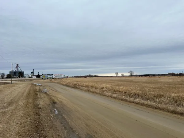 $48,000 | 11 State Highway 11, Greenbush, MN 56726