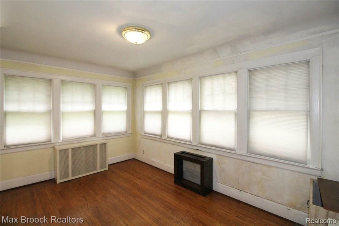 13 Sylvan Avenue Pleasant Ridge, MI 48069 - Photo 7 of 22 Sun Room / Family Room