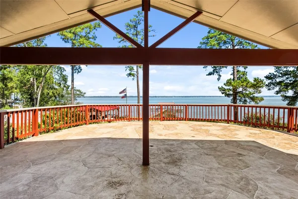 $1,199,999 | 200 Trott Lane, Point Blank, TX 77364