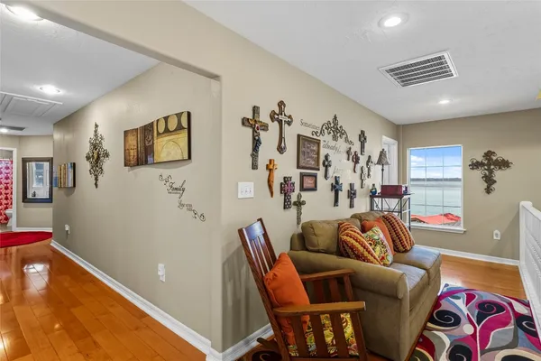 $1,199,999 | 200 Trott Lane, Point Blank, TX 77364