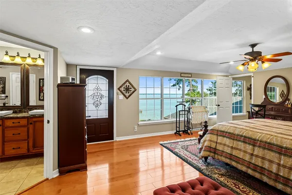 $1,199,999 | 200 Trott Lane, Point Blank, TX 77364