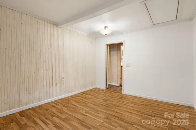 a view of empty room