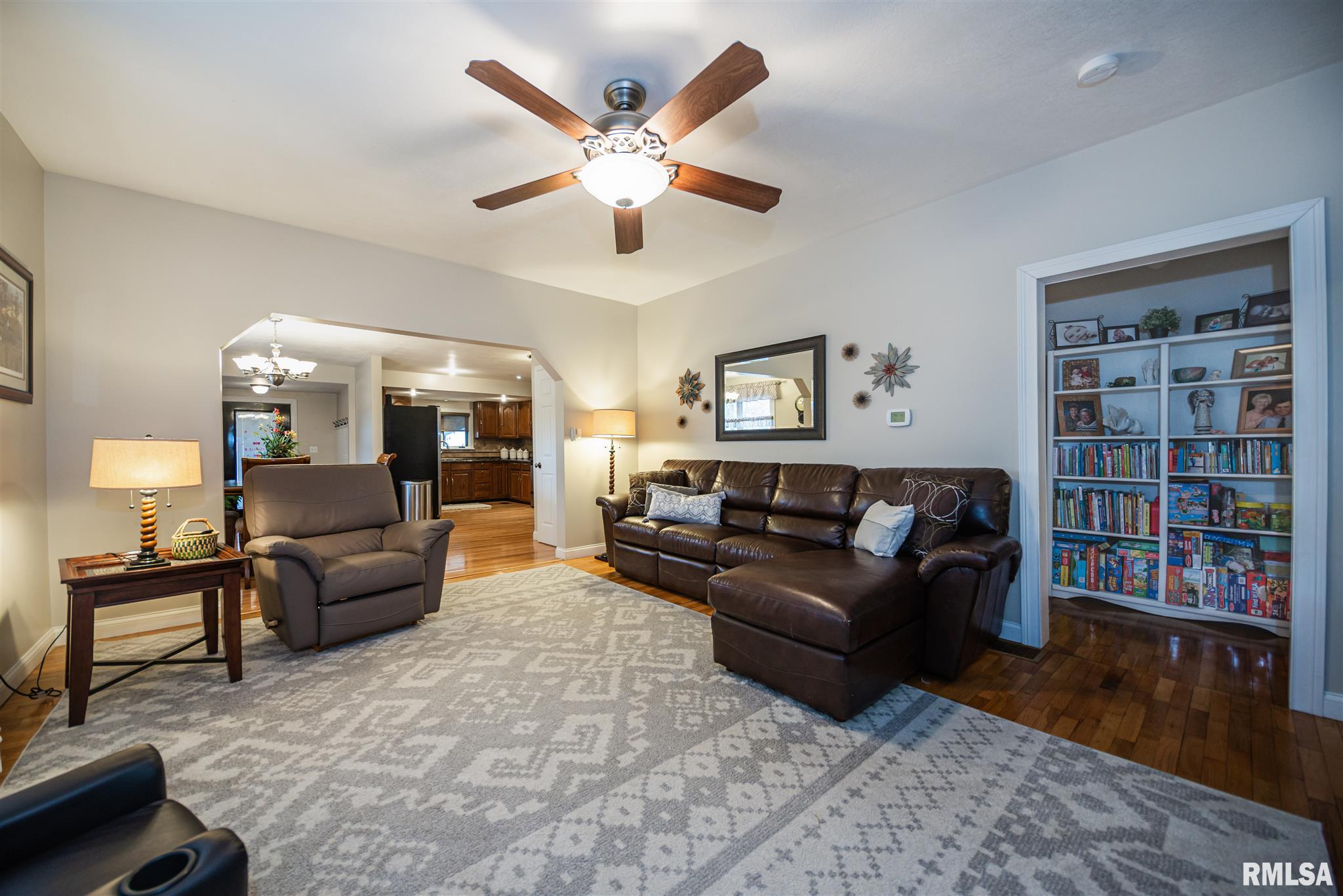 507 Biby Street Christopher, IL 62822 - Photo 4 of 28 Gallery Image 4