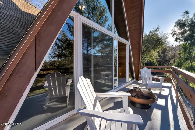 $2,095,000 | 370 Lower Lake Road, Westlake Village, CA 91361