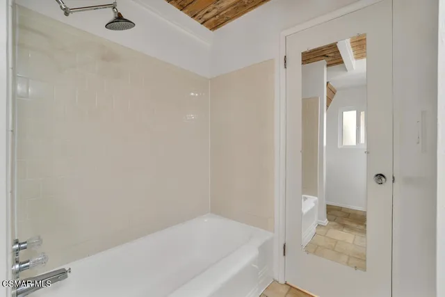 $2,095,000 | 370 Lower Lake Road, Westlake Village, CA 91361