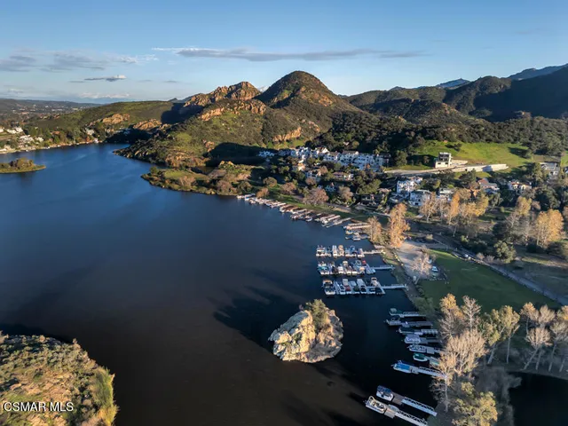 $2,095,000 | 370 Lower Lake Road, Westlake Village, CA 91361