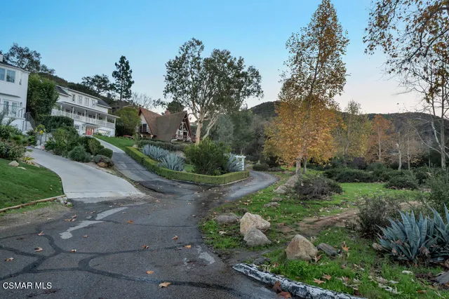 $2,095,000 | 370 Lower Lake Road, Westlake Village, CA 91361