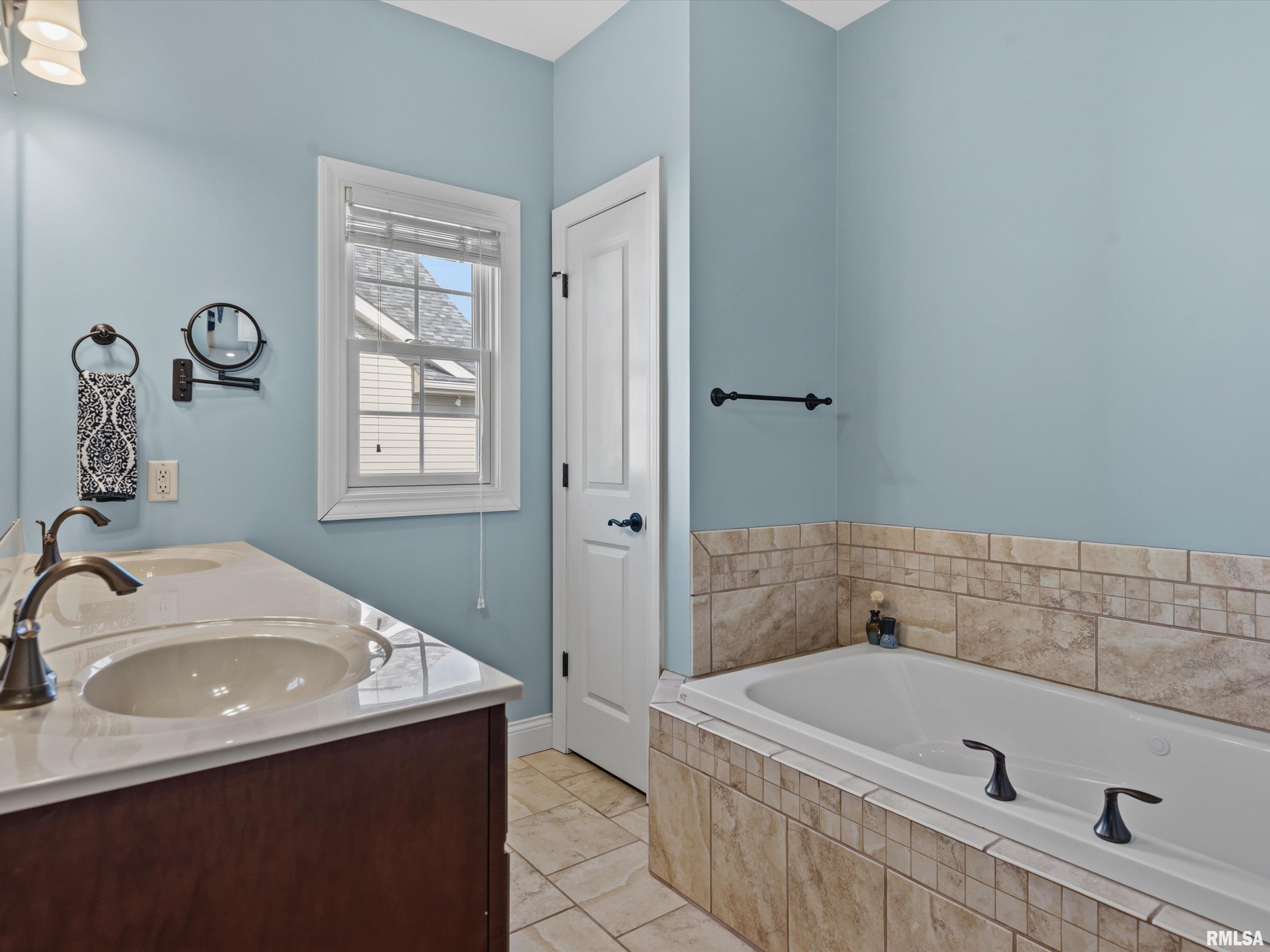 5300 Crane Drive Springfield, IL 62711 - Photo 26 of 55 Gallery Image 26
