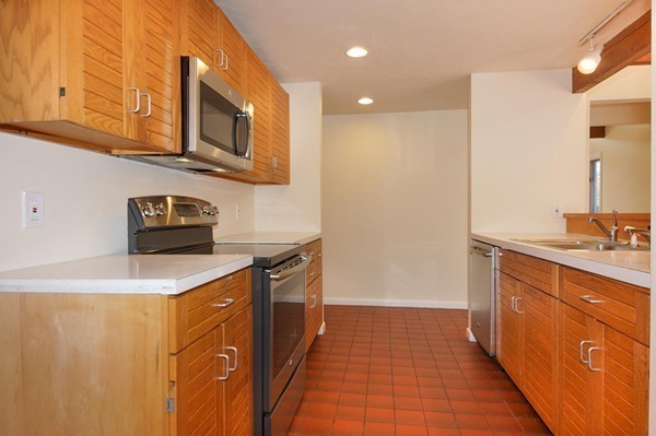 312 Stow Road Harvard, MA 01451 - Photo 8 of 25