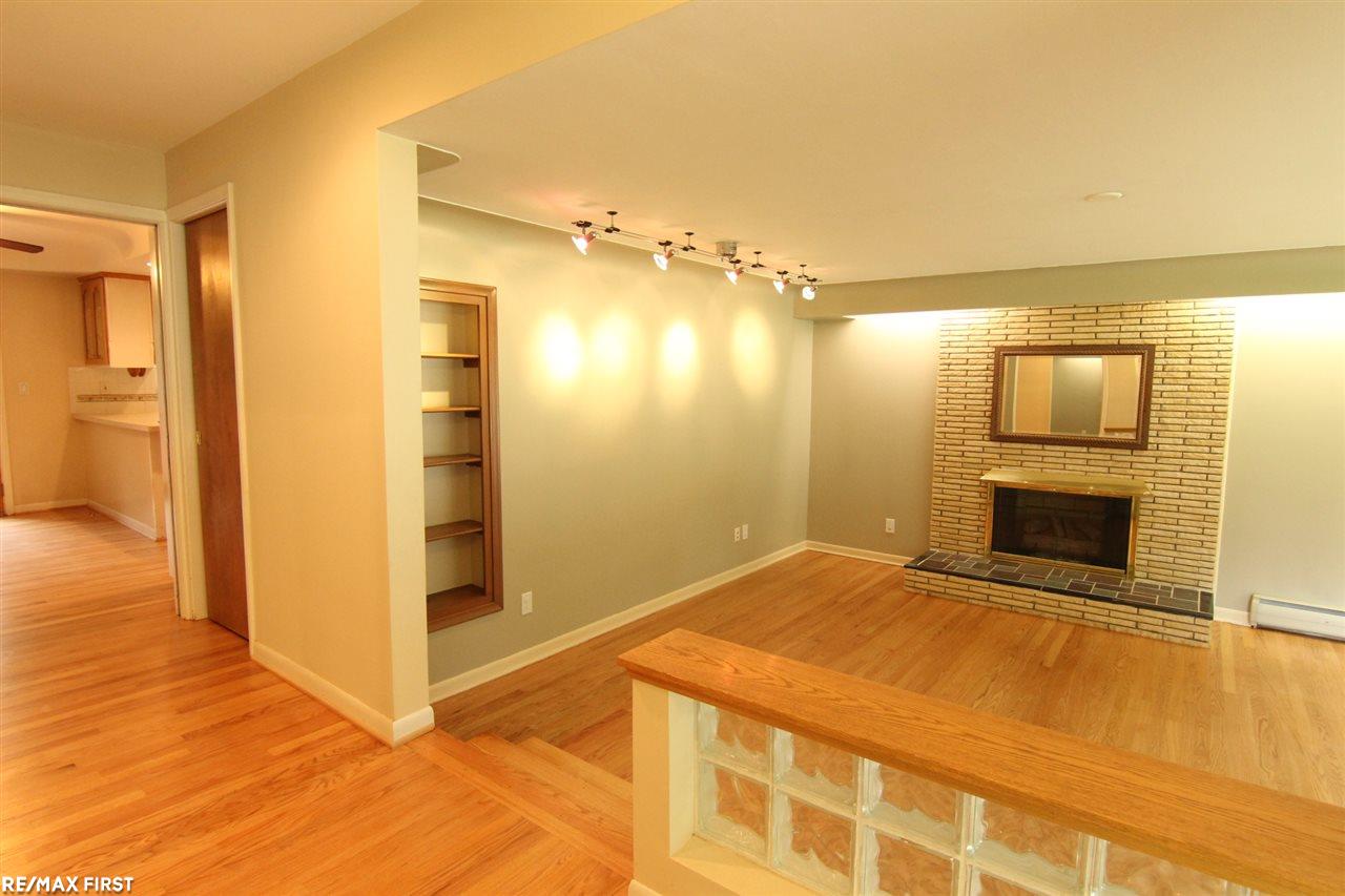 671 Wilwood Road Rochester Hills, MI 48309 - Photo 10 of 38