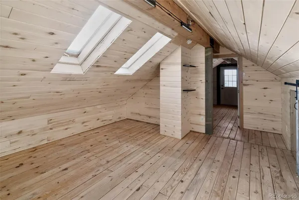 wooden floor in an empty room with wooden floor