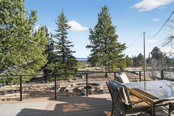 a view of a outdoor space