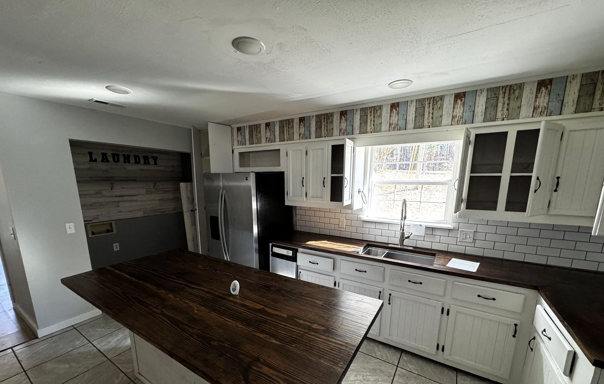 1614 Kendall Road Rocky Face, GA 30740 - Photo 3 of 13 Kitchen 2