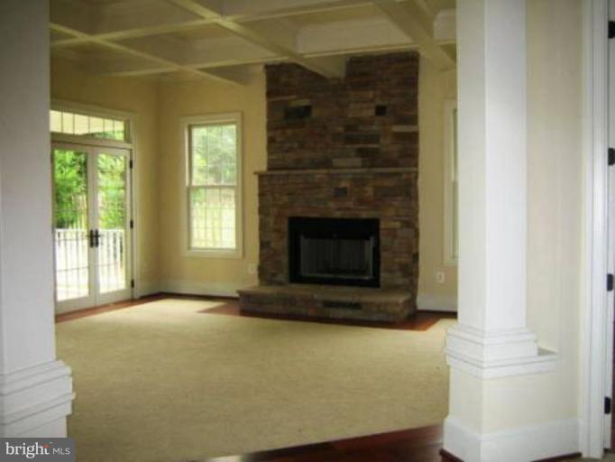 2919 Chain Bridge Road Oakton, VA 22124 - Photo 5 of 14 Family Room