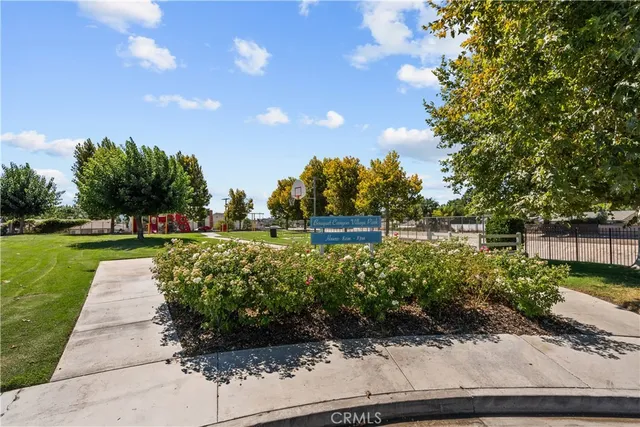 $370,000 | 28152 Robin Avenue, Saugus, CA 91350