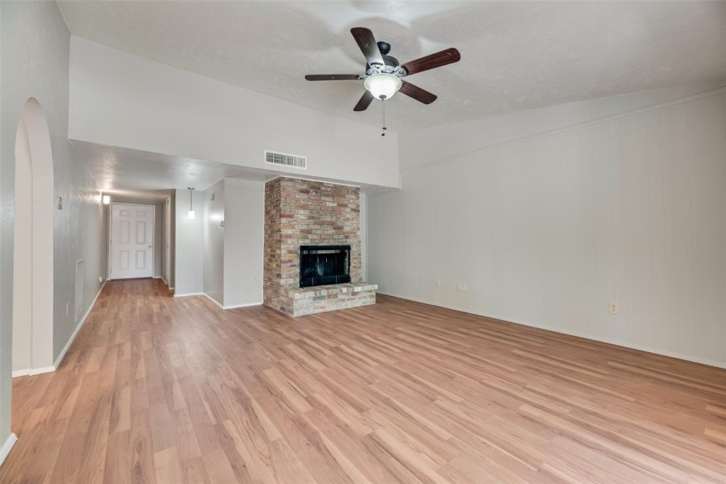 2002 Rose Hill Road Carrollton, TX 75007 - Photo 5 of 31 Gallery Image 5
