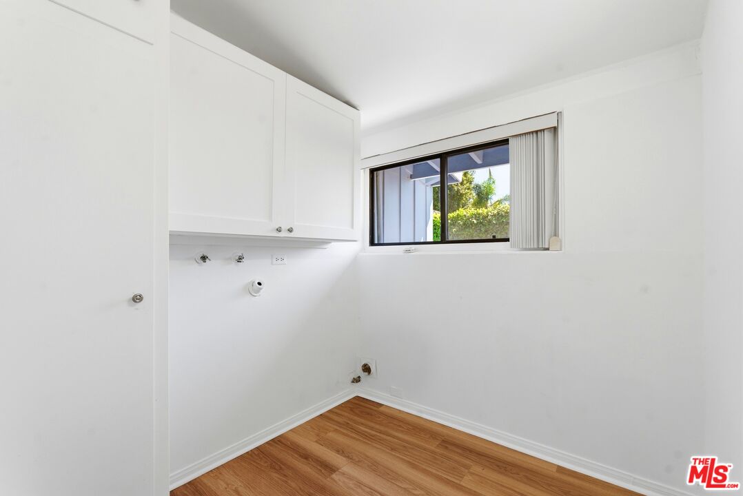 26 Packet Road Rancho Palos Verdes, CA 90275 - Photo 14 of 40 a view of room with hardwood floor and window