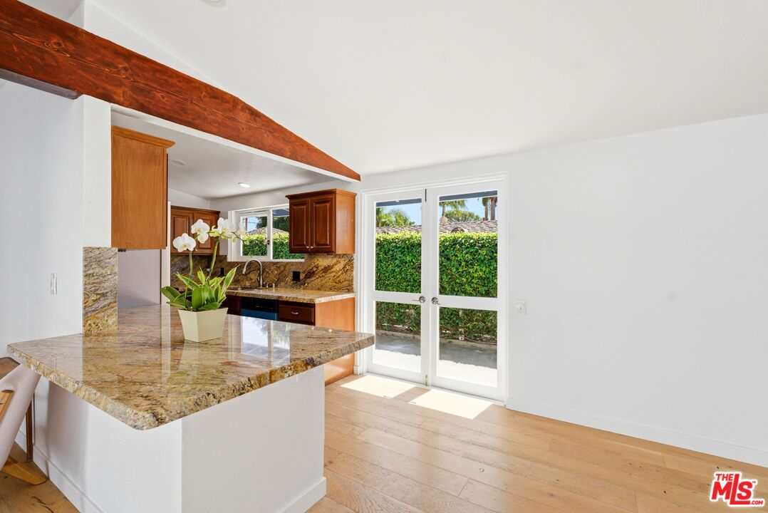 26 Packet Road Rancho Palos Verdes, CA 90275 - Photo 7 of 40