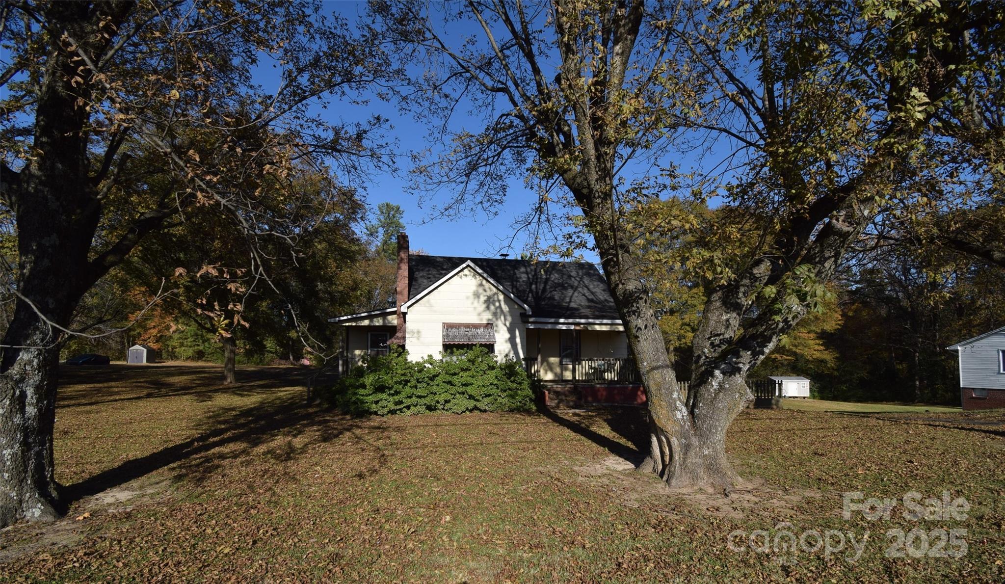 810 Neal Hawkins Road Gastonia, NC 28054 - Photo 2 of 28 Gallery Image 2