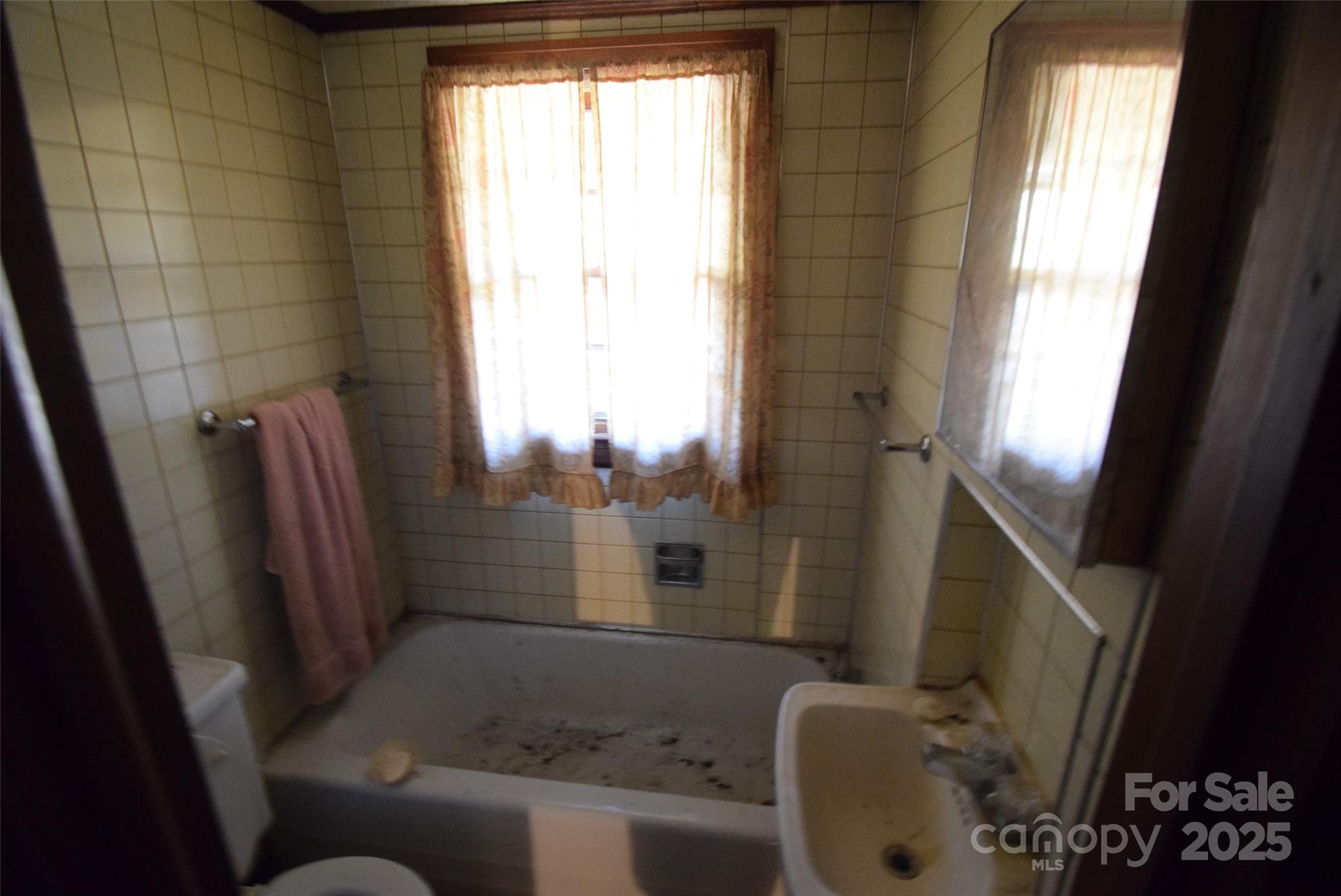 810 Neal Hawkins Road Gastonia, NC 28054 - Photo 24 of 28 Gallery Image 24