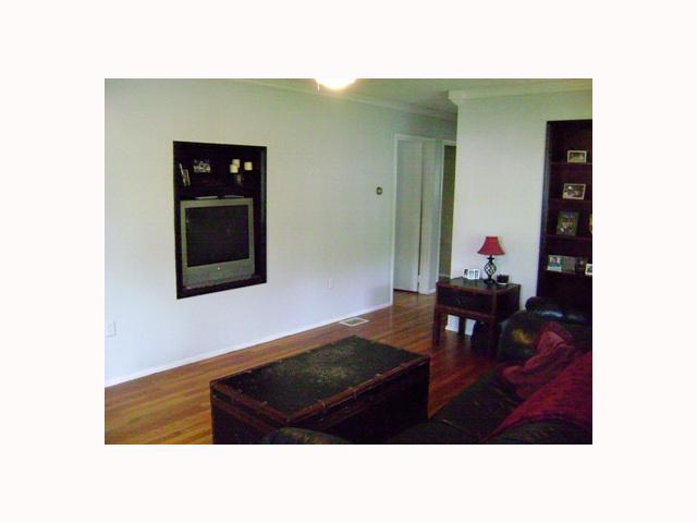 26 Taylor Road Mount Vernon, OH 43050 - Photo 2 of 18