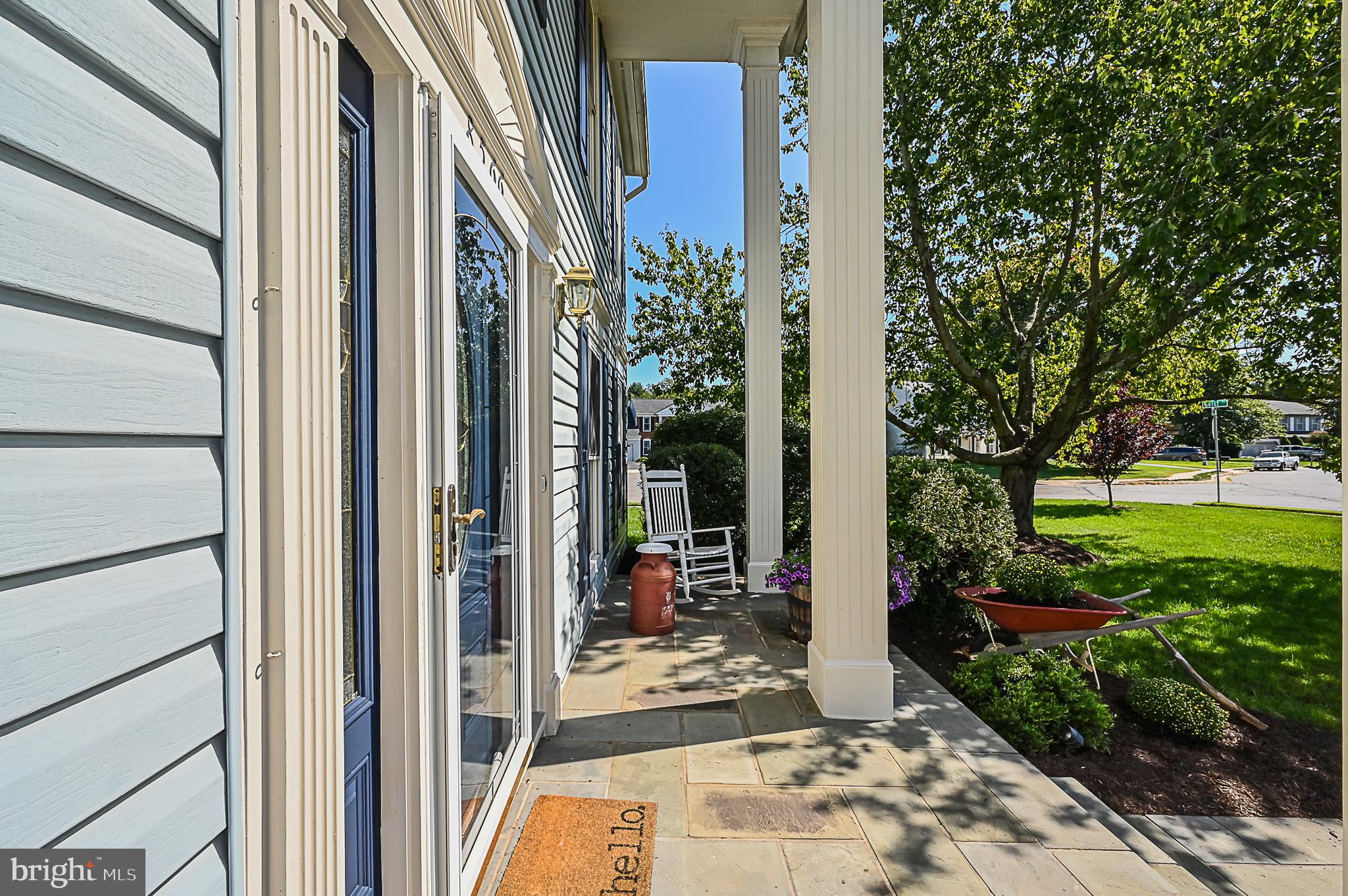 8566 Yoder Street Manassas, VA 20110 - Photo 4 of 54 Front porch