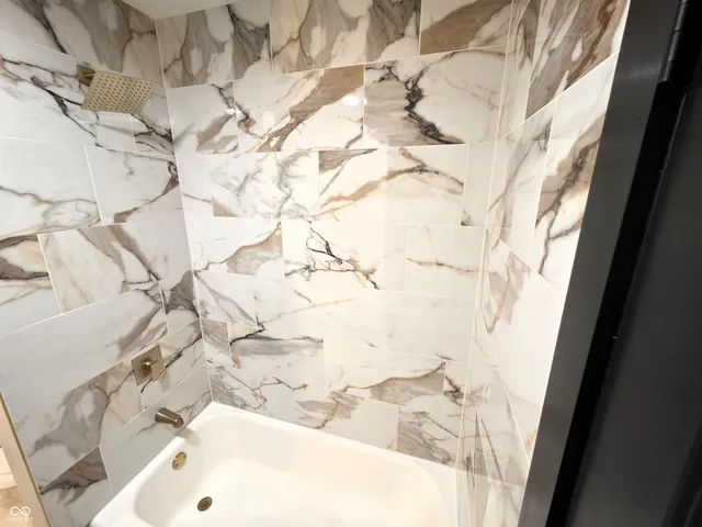 $104,900 | 931 West McKay Road, Shelbyville, IN 46176