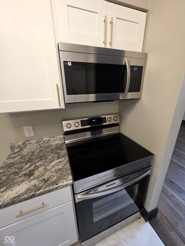 $104,900 | 931 West McKay Road, Shelbyville, IN 46176