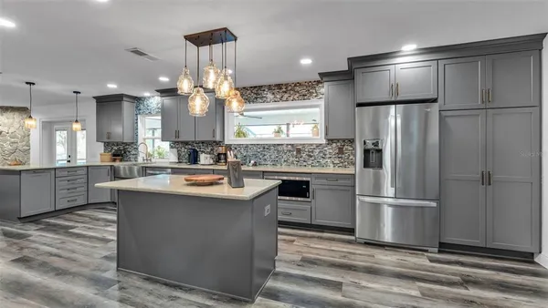 $450,000 | 135 Country Club Lane, Mulberry, FL 33860