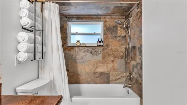 $450,000 | 135 Country Club Lane, Mulberry, FL 33860