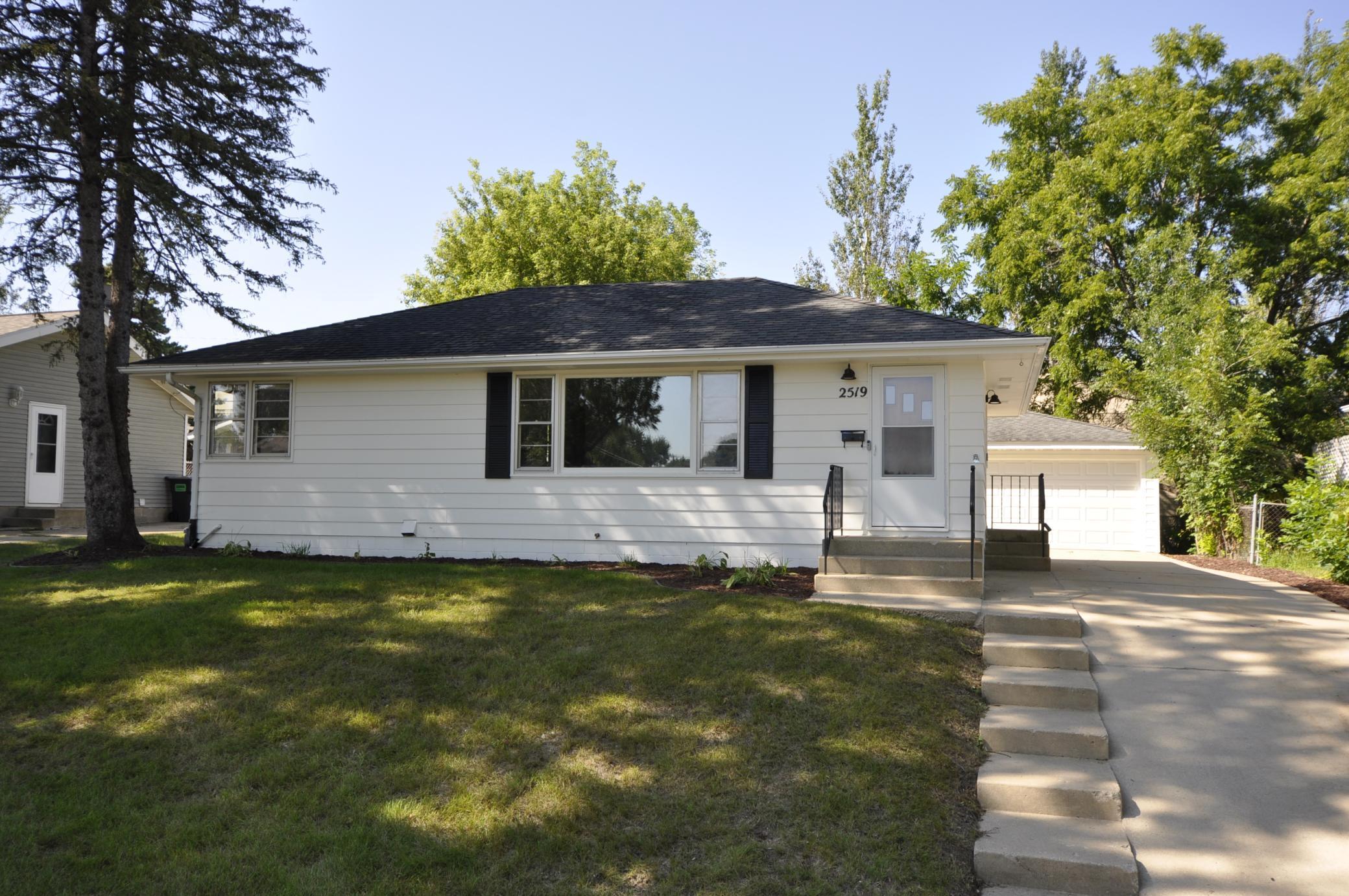 2519 19th Avenue Northwest Rochester, MN 55901 - Photo 1 of 29