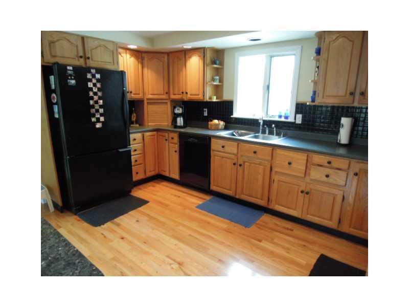 106 Mills Road Kennebunkport, ME 04046 - Photo 3 of 23 Kitchen.