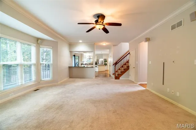 $3,850 | 570 Castle Ridge Drive, Ballwin, MO 63021