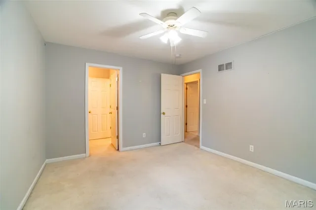 $3,850 | 570 Castle Ridge Drive, Ballwin, MO 63021