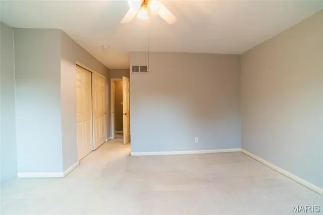 $3,850 | 570 Castle Ridge Drive, Ballwin, MO 63021