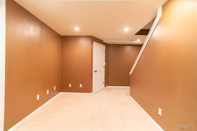 $3,850 | 570 Castle Ridge Drive, Ballwin, MO 63021