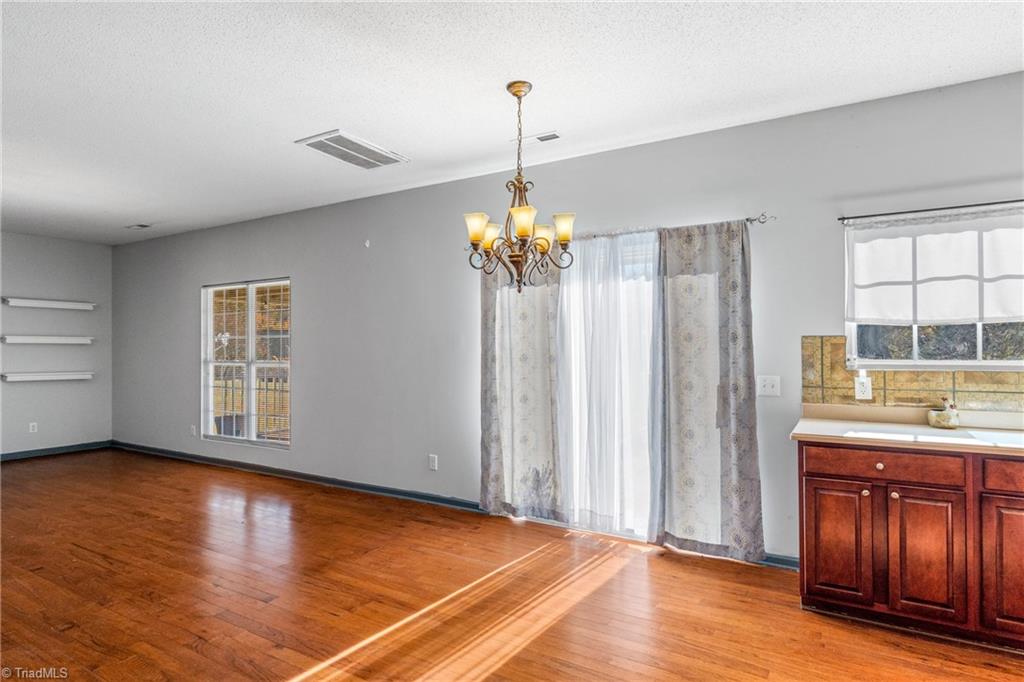 2755 Amesbury Road Winston-Salem, NC 27103 - Photo 11 of 26