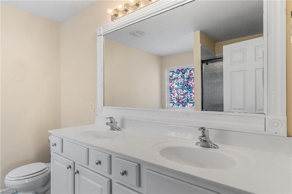 2755 Amesbury Road Winston-Salem, NC 27103 - Photo 19 of 26