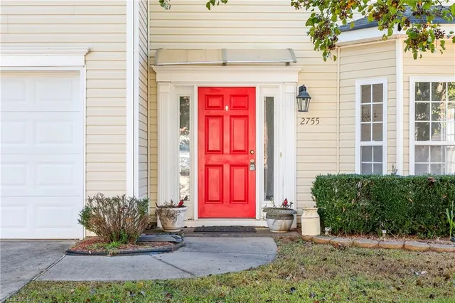 $348,000 | 2755 Amesbury Road, Winston-Salem, NC 27103