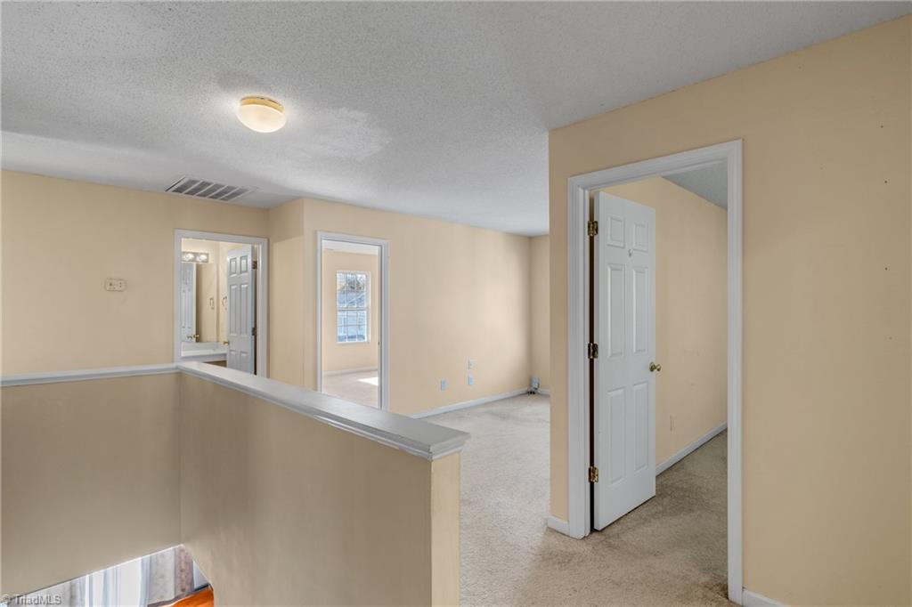 2755 Amesbury Road Winston-Salem, NC 27103 - Photo 23 of 43