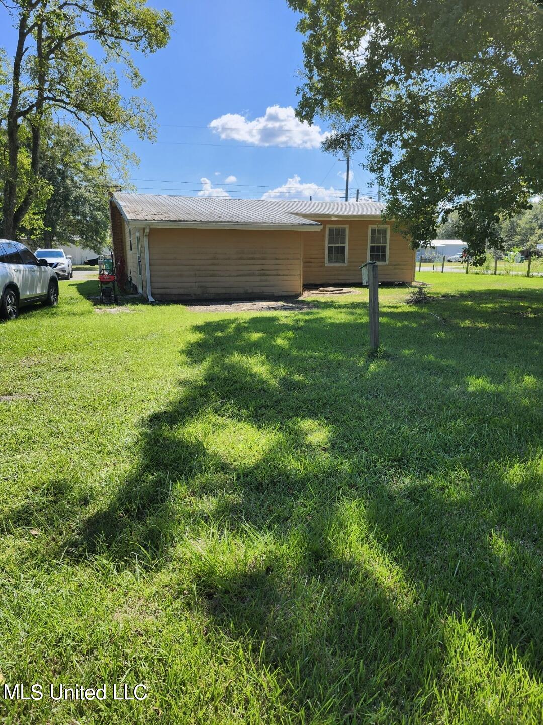 7733 Carter's Road Moss Point, MS 39562 - Photo 20 of 20 Resized_20240921_141557_1727179951999