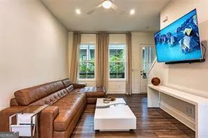 $3,800 | 305 Dilbeck Circle, Unit 30, Atlanta, GA 30342