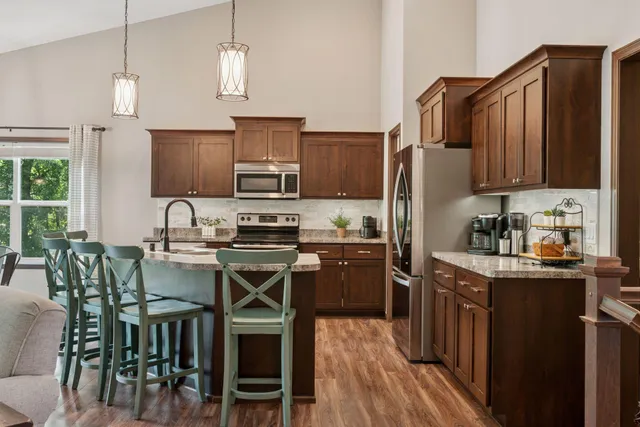 $539,900 | 959 239th Avenue Northwest, St. Francis, MN 55070