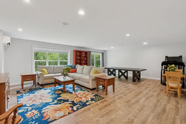 $539,900 | 959 239th Avenue Northwest, St. Francis, MN 55070