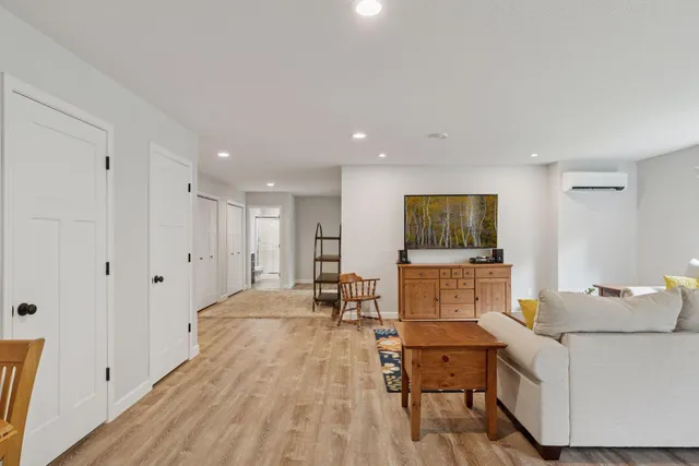 $539,900 | 959 239th Avenue Northwest, St. Francis, MN 55070