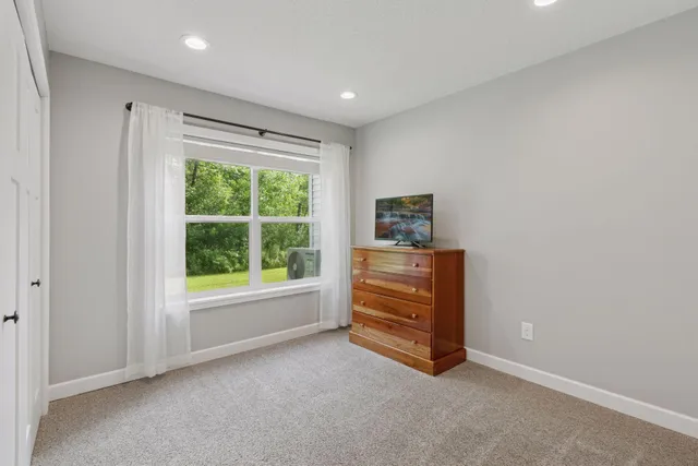 $539,900 | 959 239th Avenue Northwest, St. Francis, MN 55070