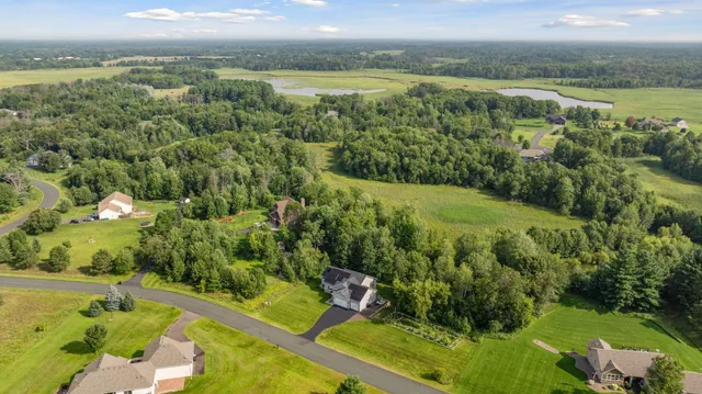 $539,900 | 959 239th Avenue Northwest, St. Francis, MN 55070